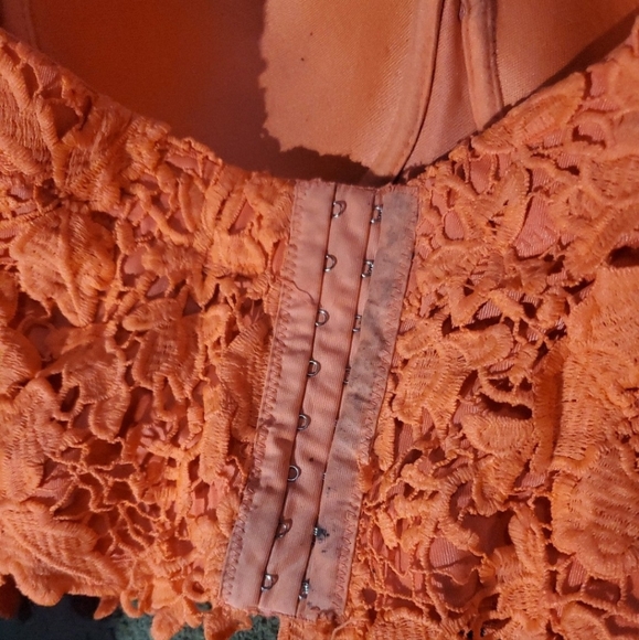 Bralette - Picture 2 of 3